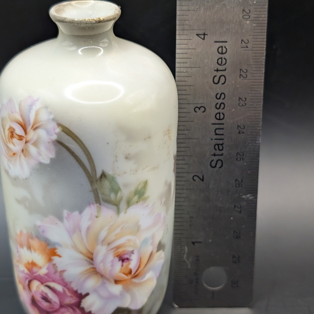 Floral Ceramic Vase - White and Pink